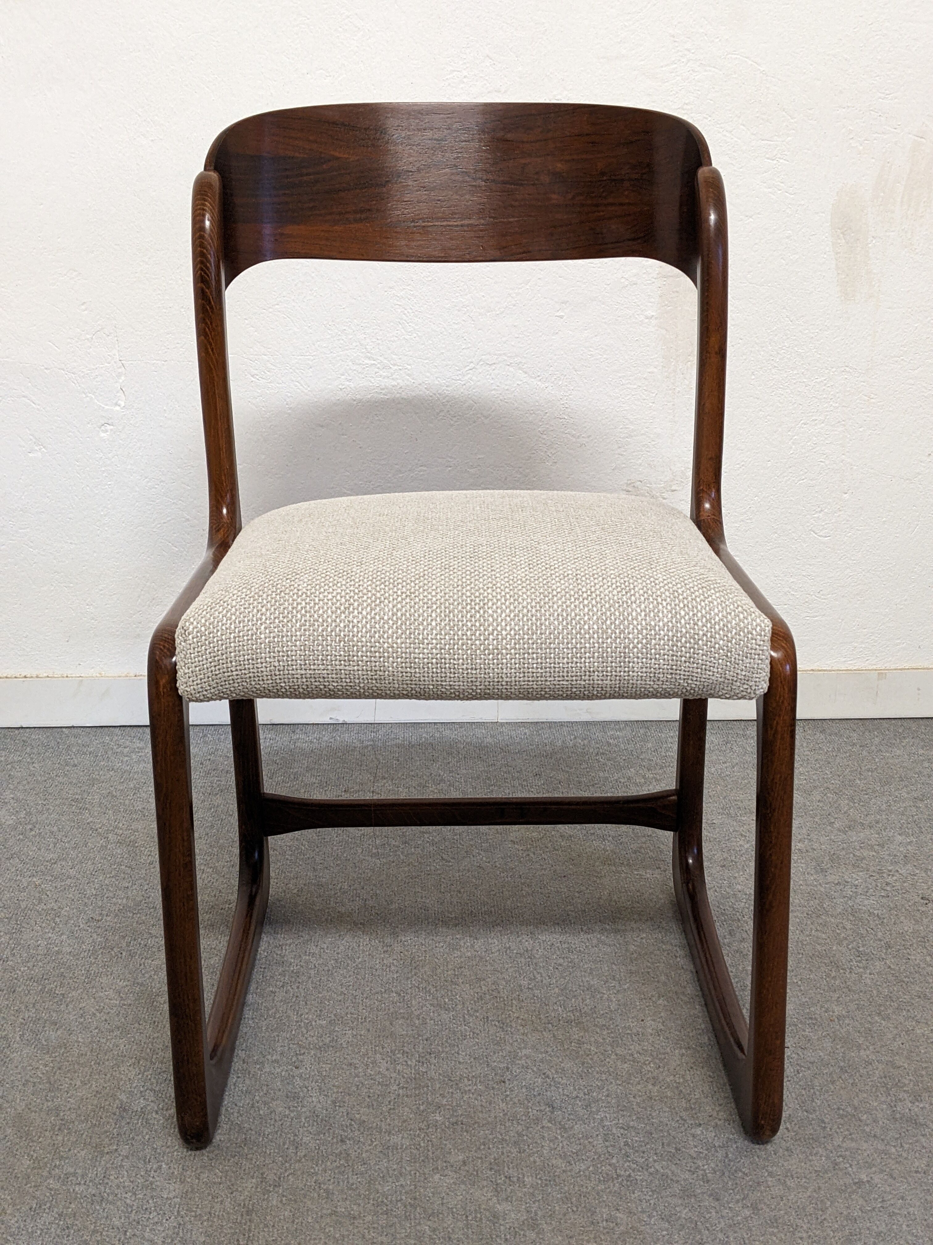 Series of 4 Baumann sled chairs from the 60-70s