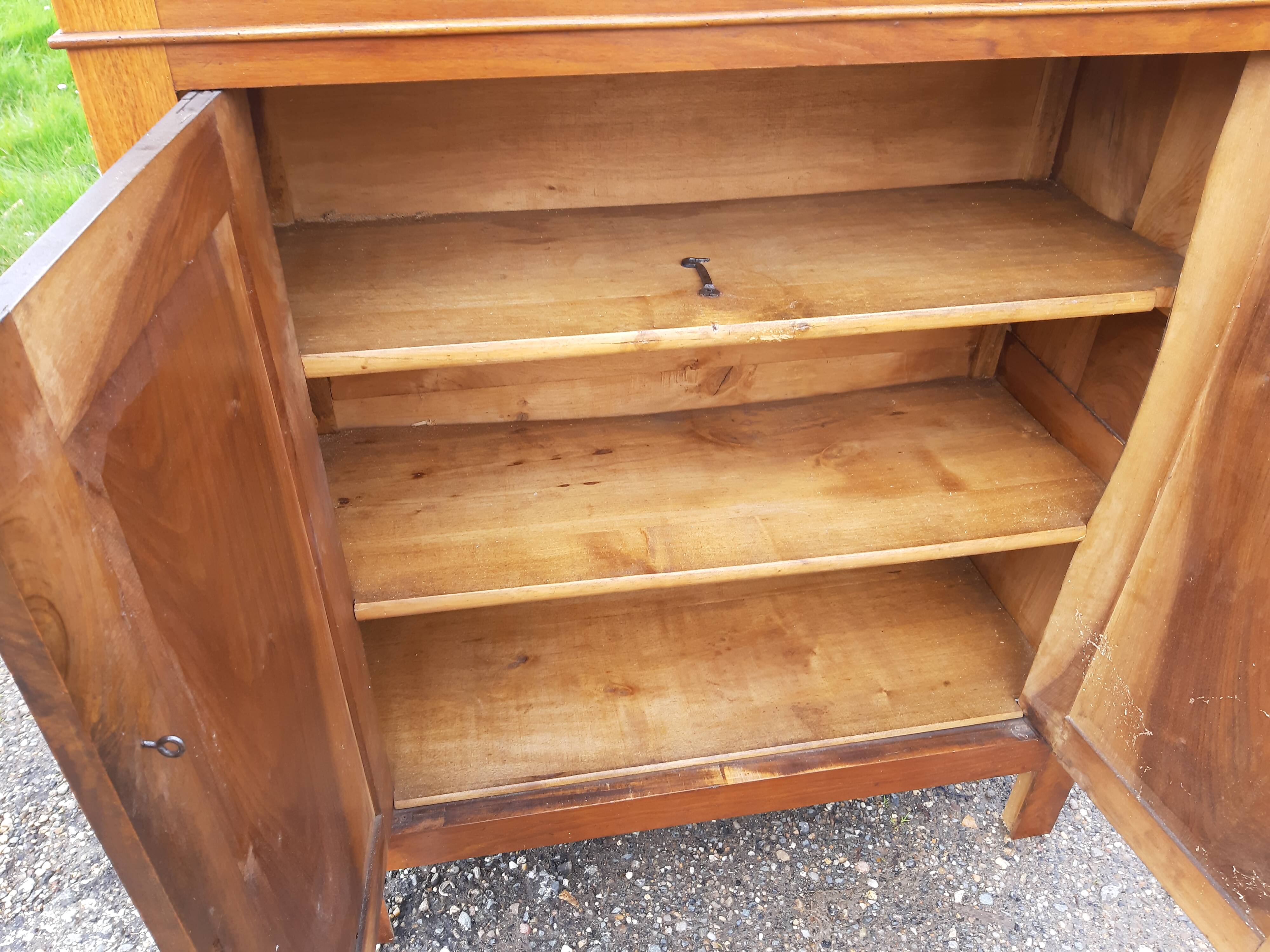 Buffet parisien noyer 19th