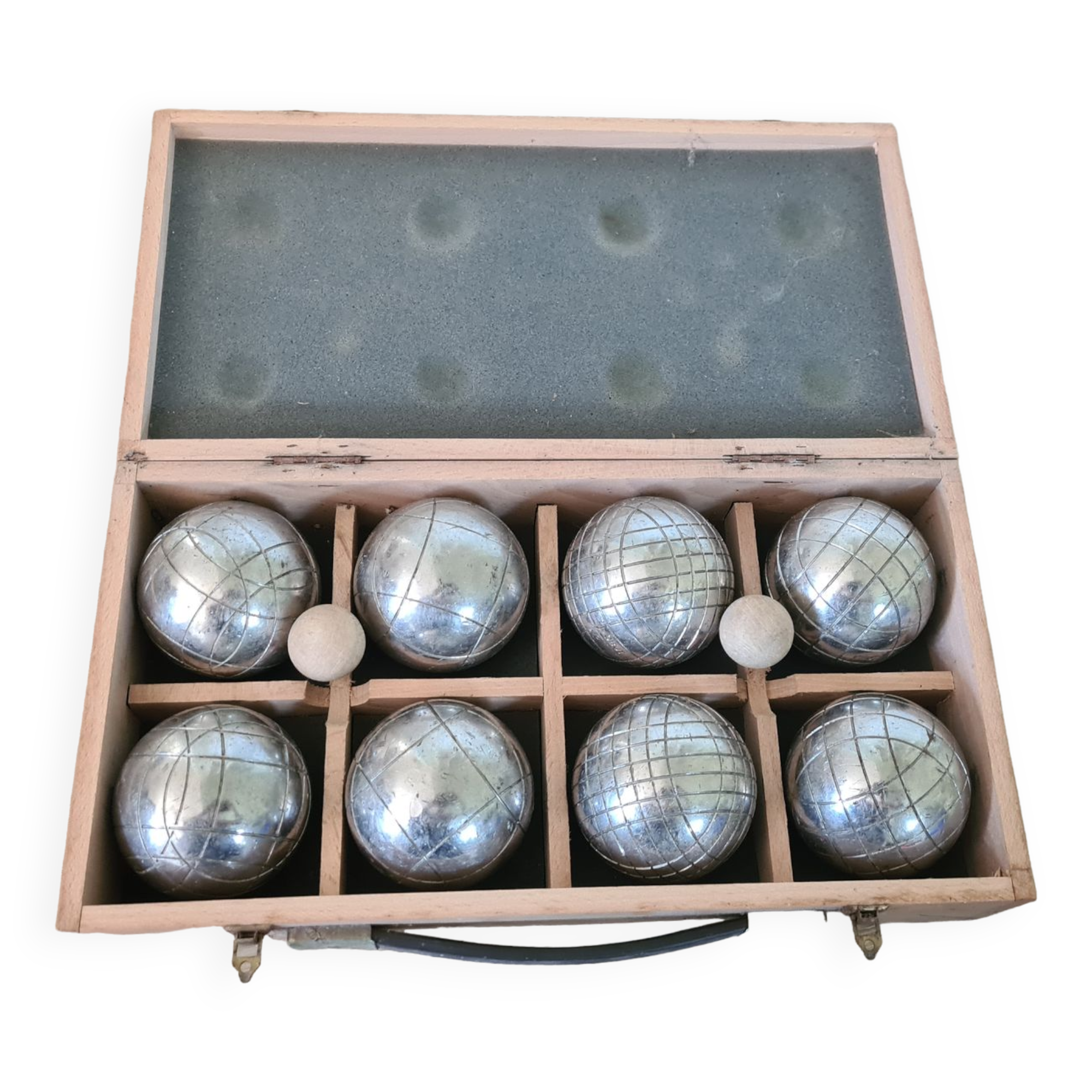 Old obut balls with original wooden box