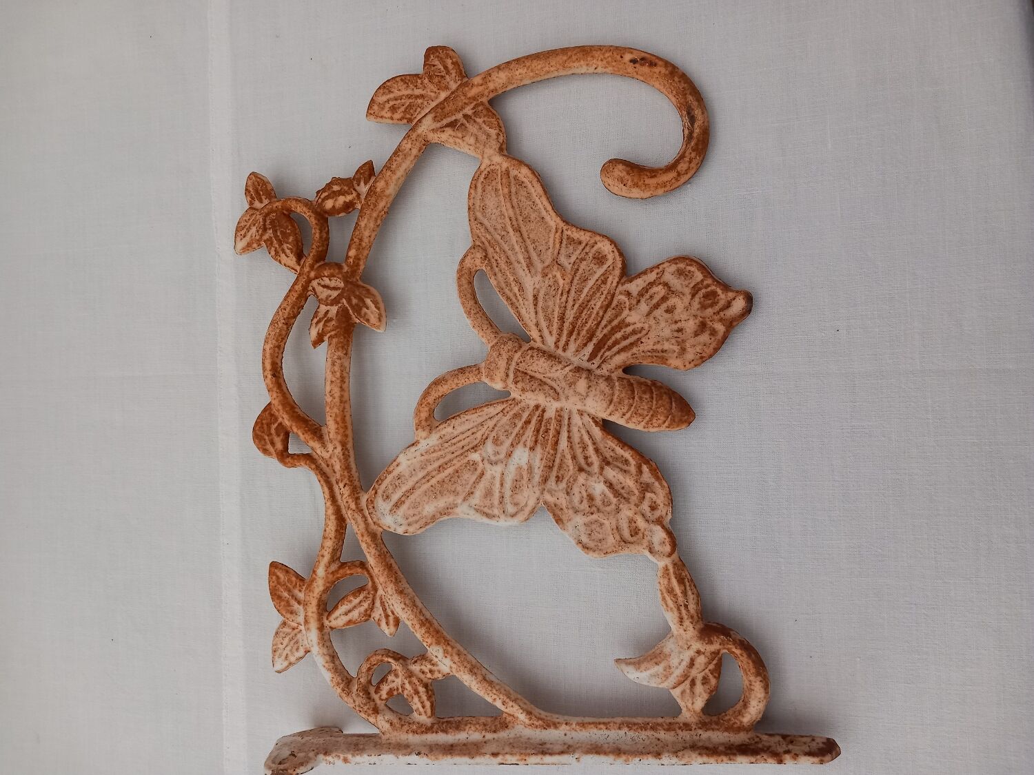 Lot de 3 jolies patères en fonte