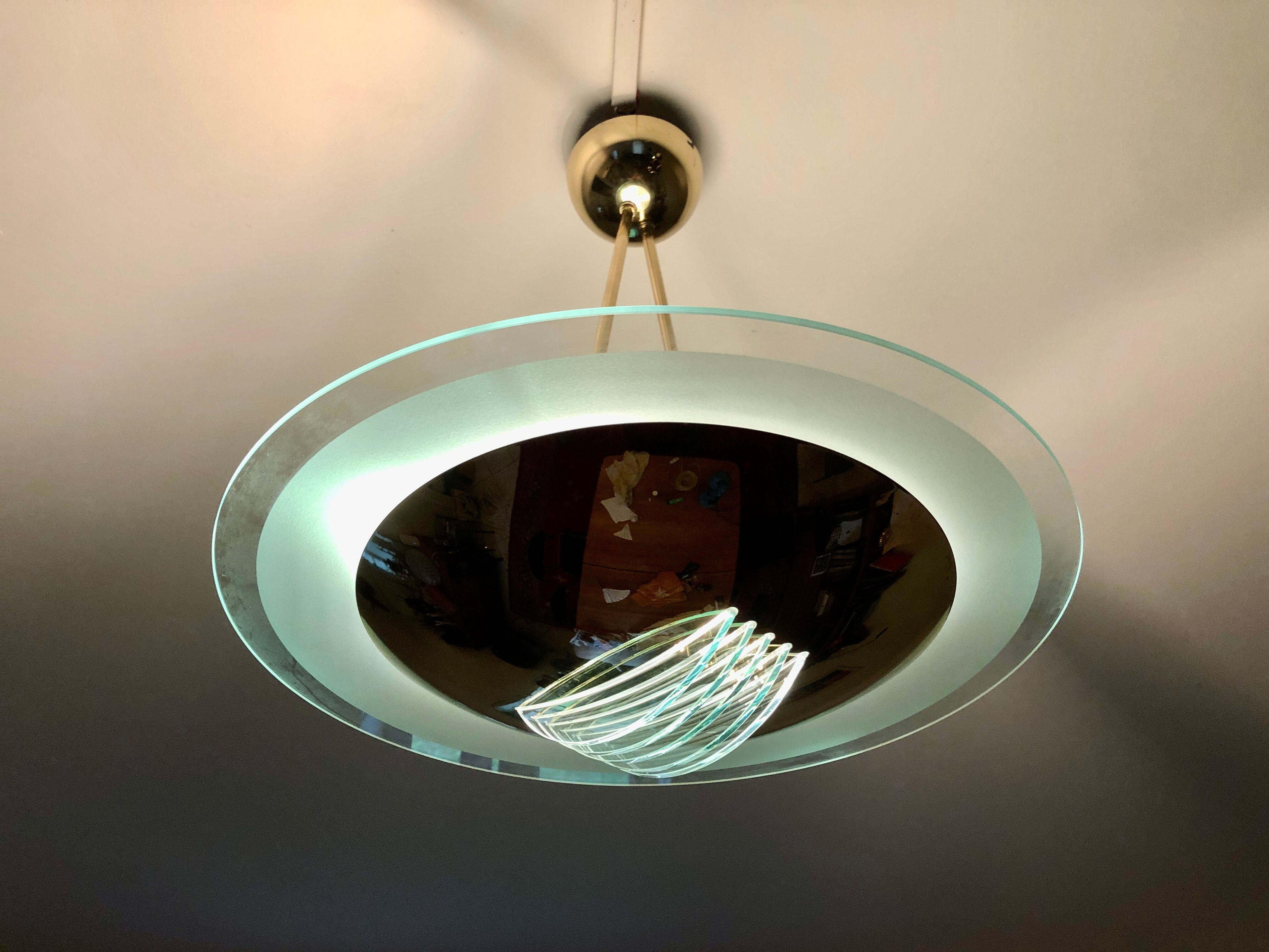 Suspension in gilded brass, Italian design from the 1970s.