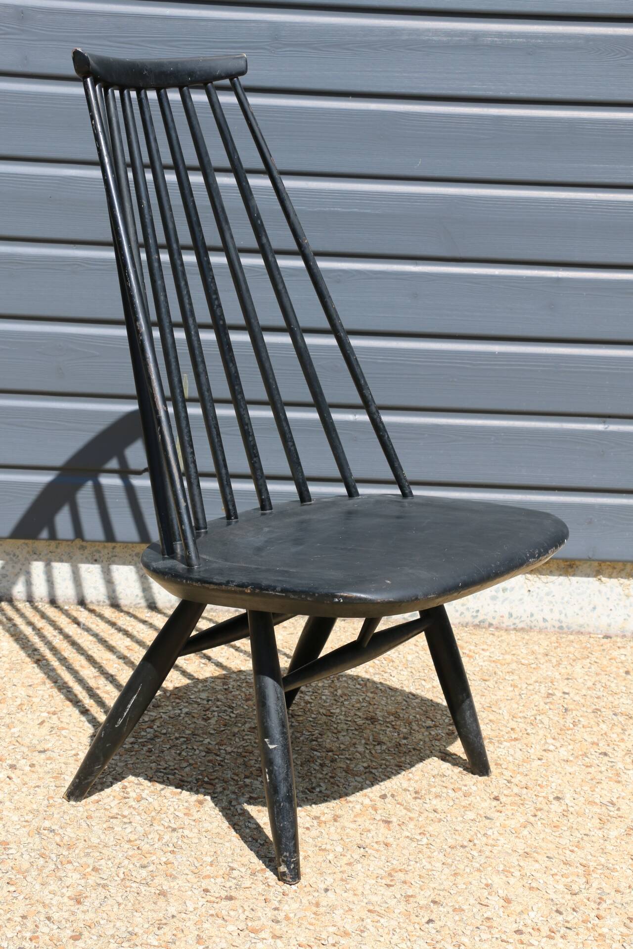 Pair of “mademoiselle” chairs by ilmari tapiovaara