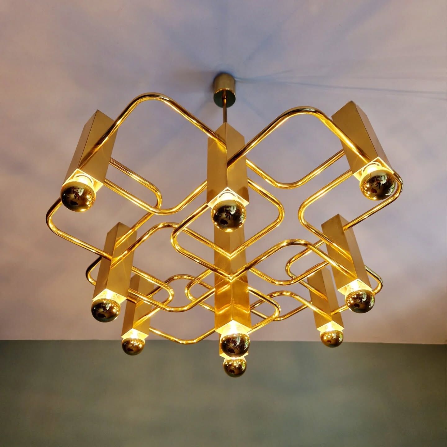 Large geometric brass chandelier, Gaetano Sciolari, Boulanger, 1970