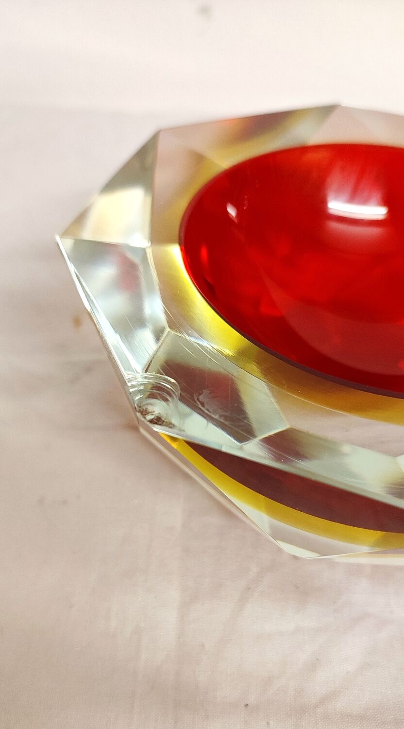 Murano glass bowl Italy 1980s