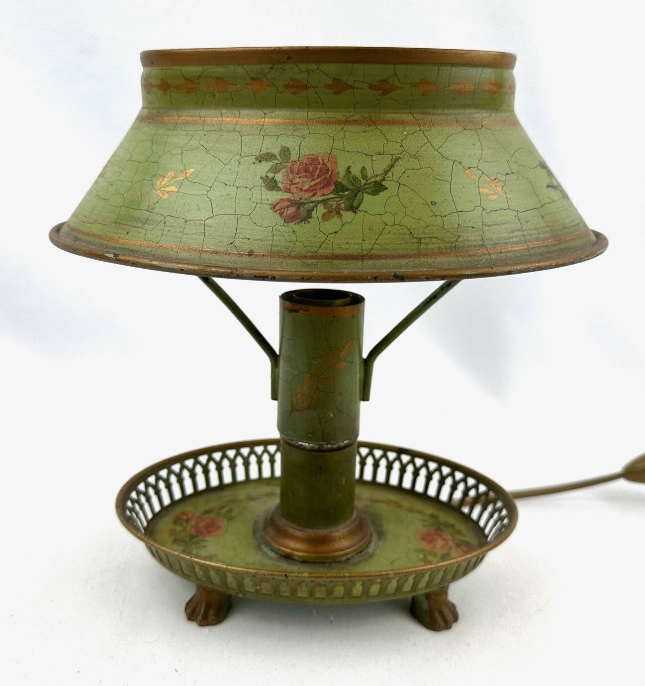 Small tin bouillotte lamp