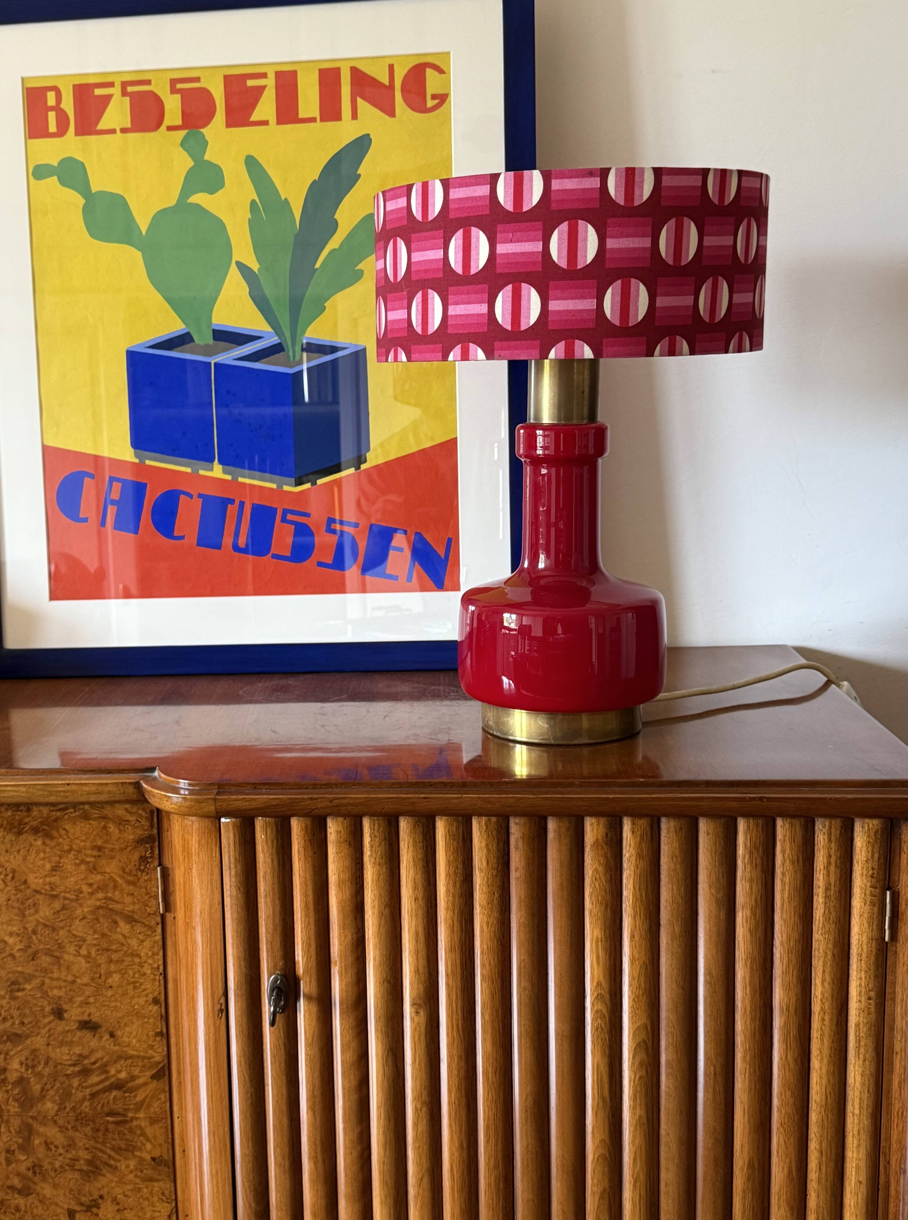 Space Age red glass table lamp, Italy 1960s