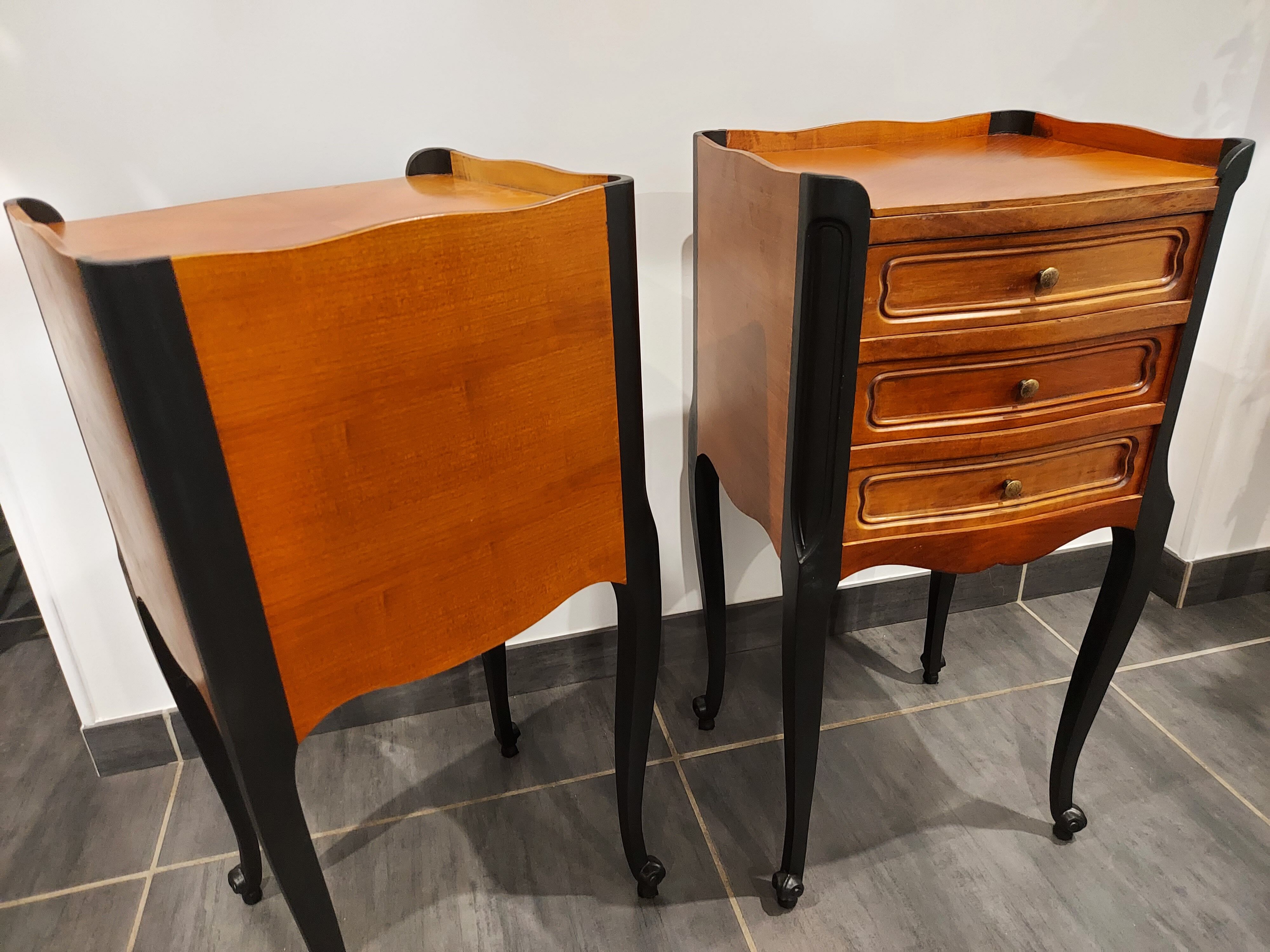 Pair of vintage Louis XV style bedside tables