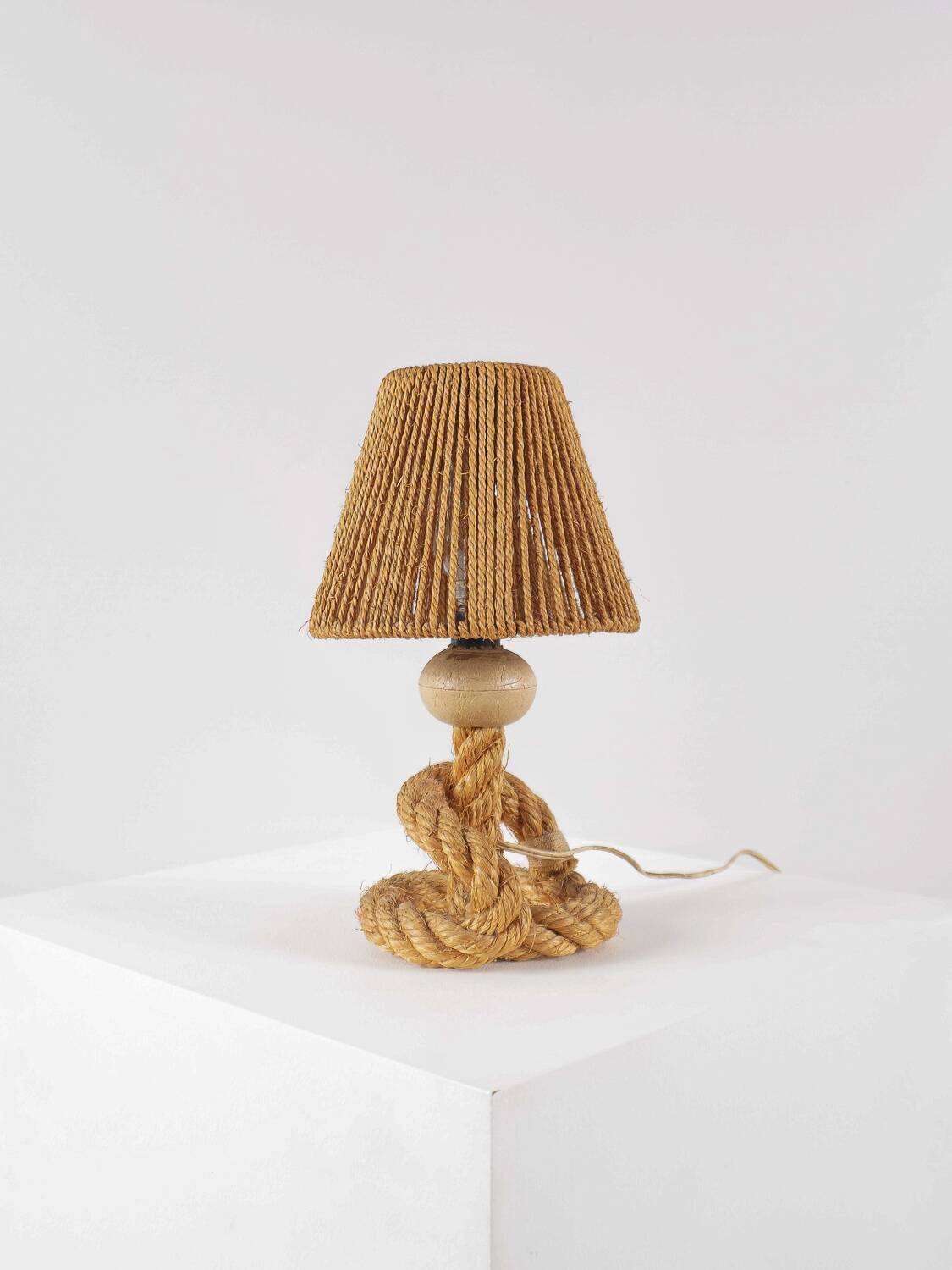 Audoux & Minet - Lampe de table en corde vers 1950