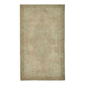 Turkish Vintage Anatolian Rug 119 cm x 197 cm