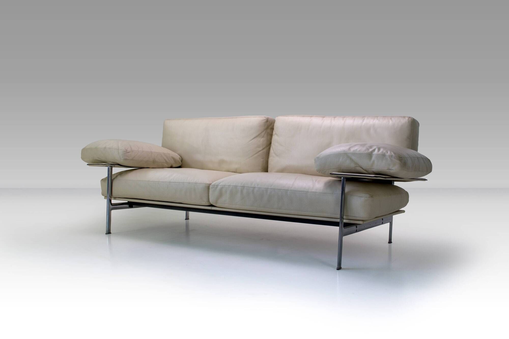 Diesis Sofa for B&B Italia, by Antonio Citterio and Paolo Nava