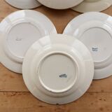 Mismatched vintage flat plates in ironstone - Blue decor