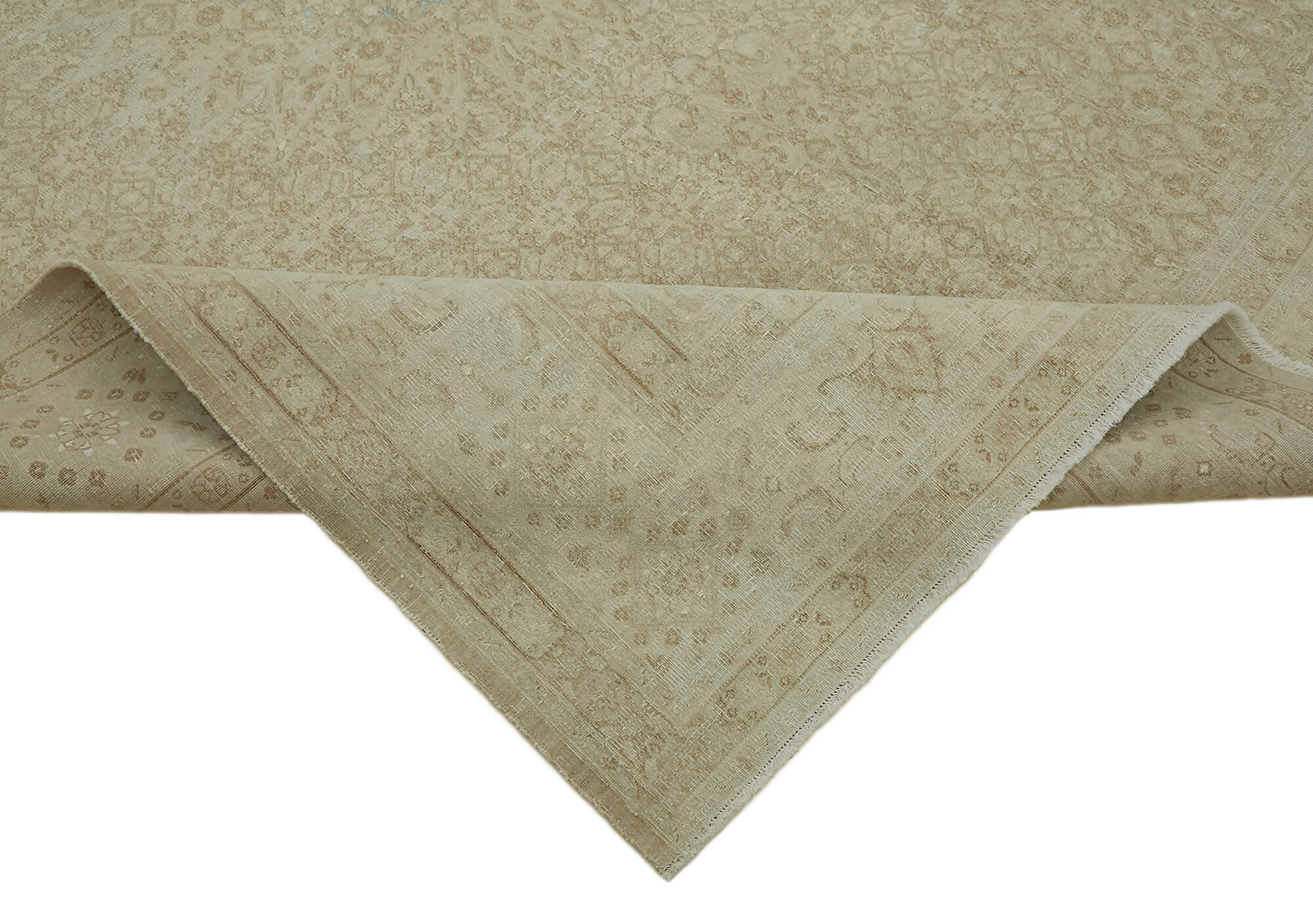 Hand-knotted persian vintage 1970s 211 cm x 286 cm beige wool carpet