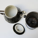 Old coffee maker sultana in green porcelain