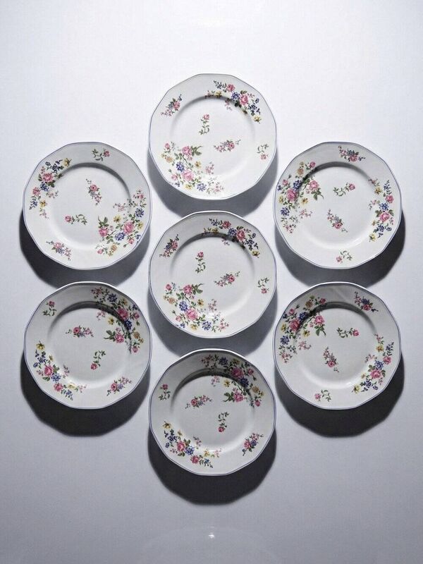 7 assiettes à dessert Bernardaud porcelaine de Limoges décor floral années 20-50