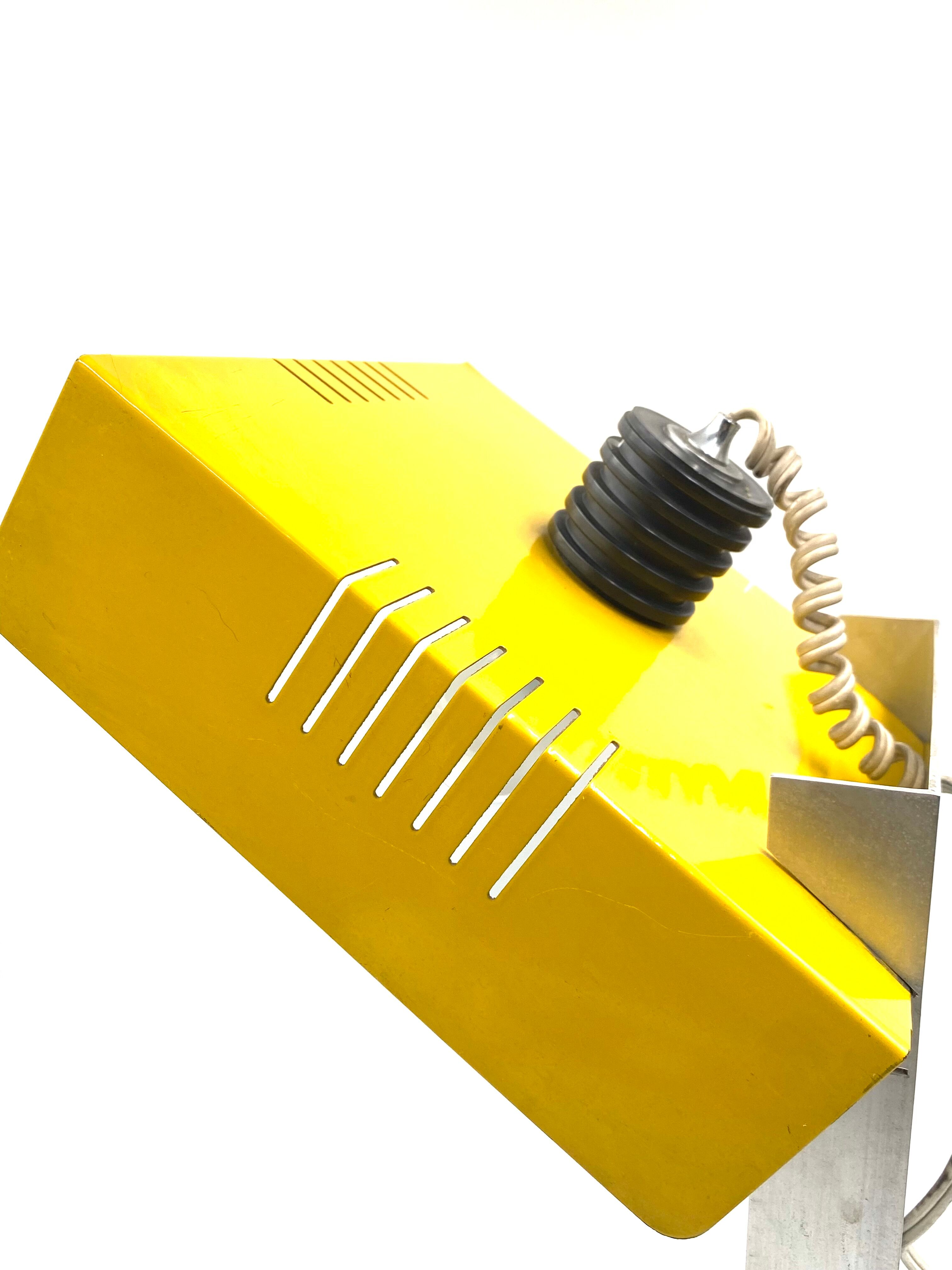 Space age yellow cubic table lamp, Italy 1970s