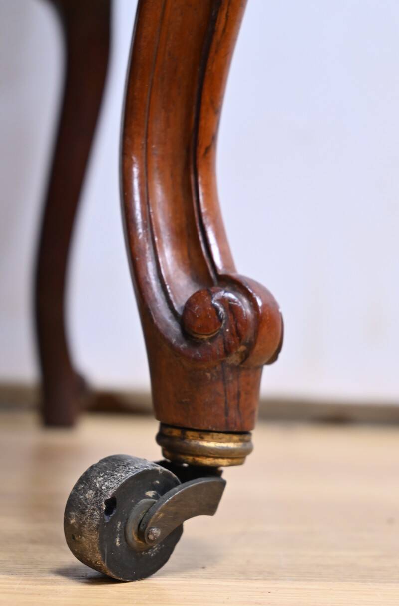 Suite of 4 Rosewood Chairs, Louis XV style, Napoleon III period – Mid-19th century