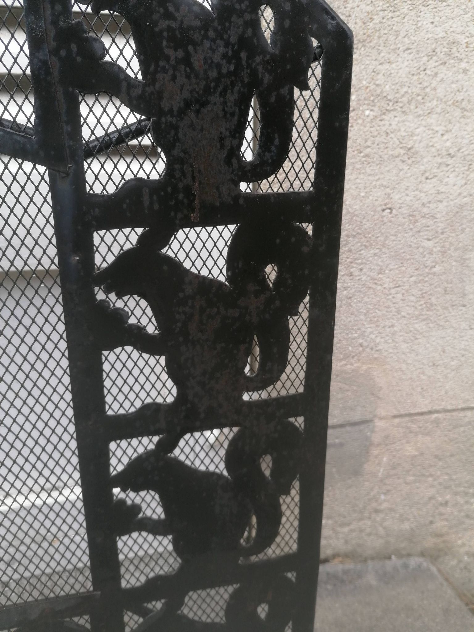 firewall Squirrel decorations