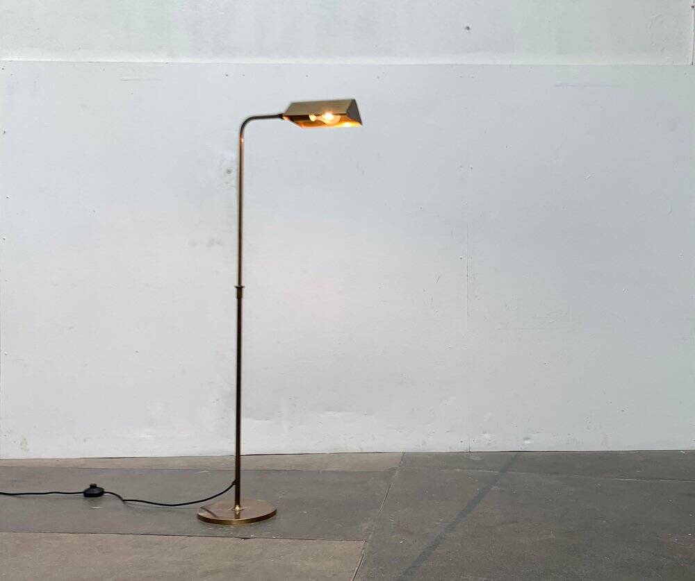 Vintage Hollywood Regency floor lamp in German brass by Florian Schulz.