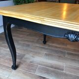 Black and wood table