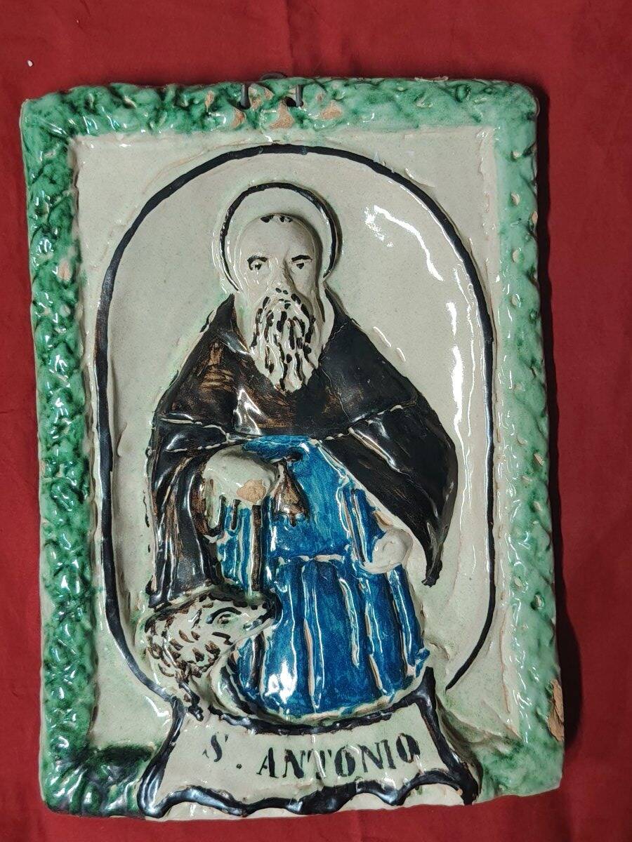 Plaque de dévotion en terre cuite Abbé Saint Antoine, XIX siècle