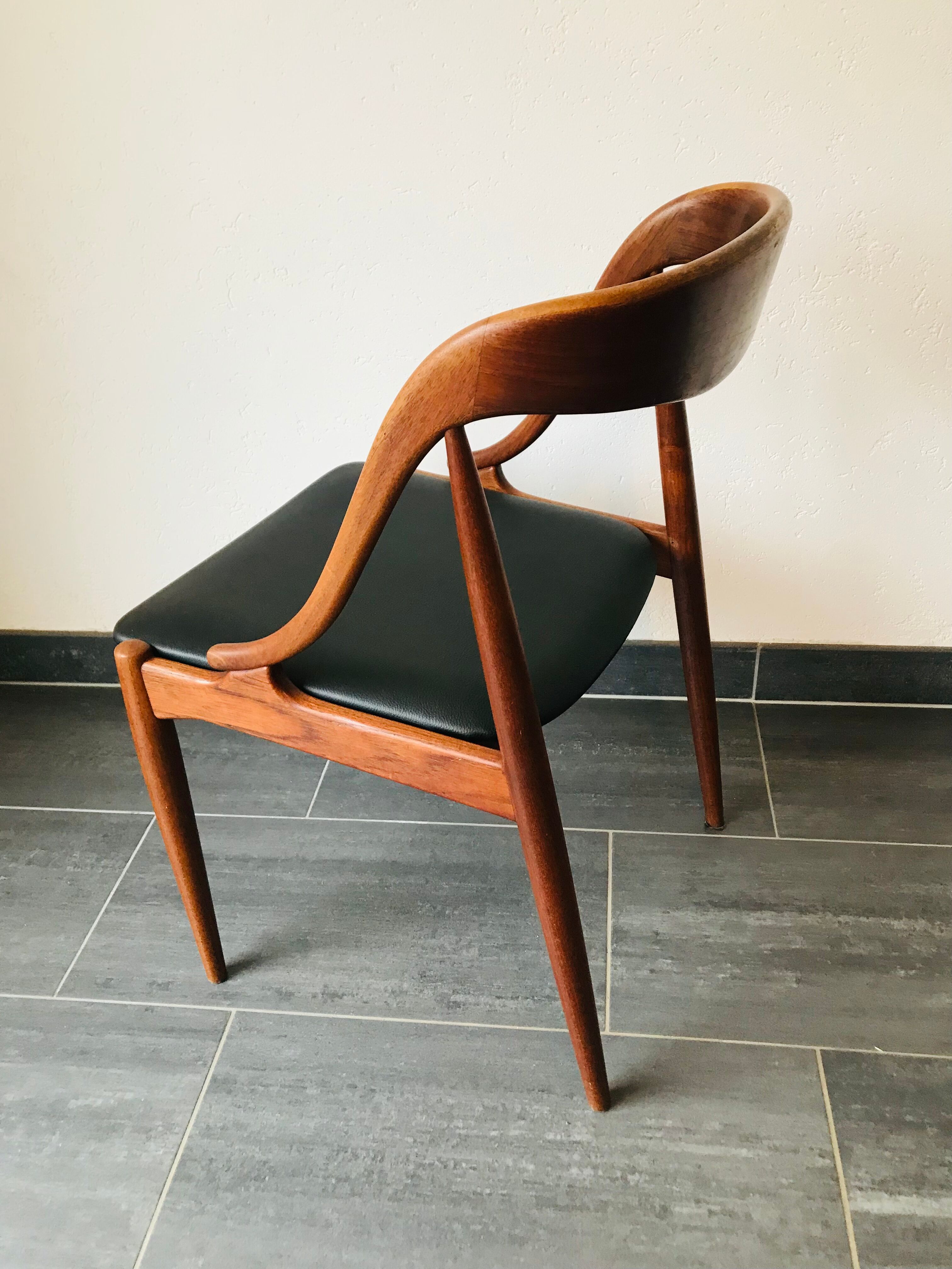 Chaise danoise Johannes Andersen 1960