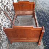 Corner Bed