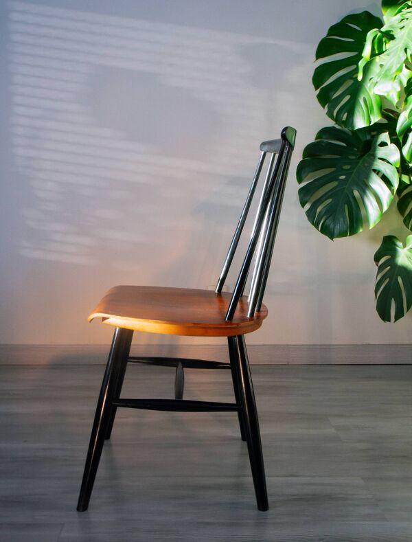 Chaise scandinave vintage par I.Tapiovaara modèle Fanett