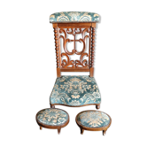 Pray to god in walnut from the 19th century and these foot rests.