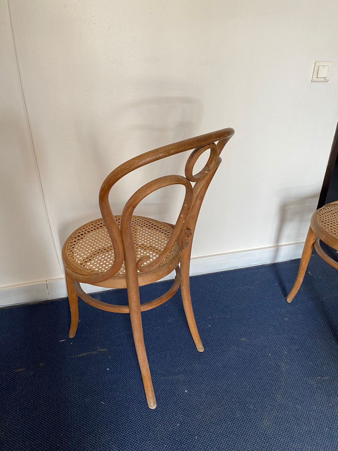 Vintage table and 4 chairs set