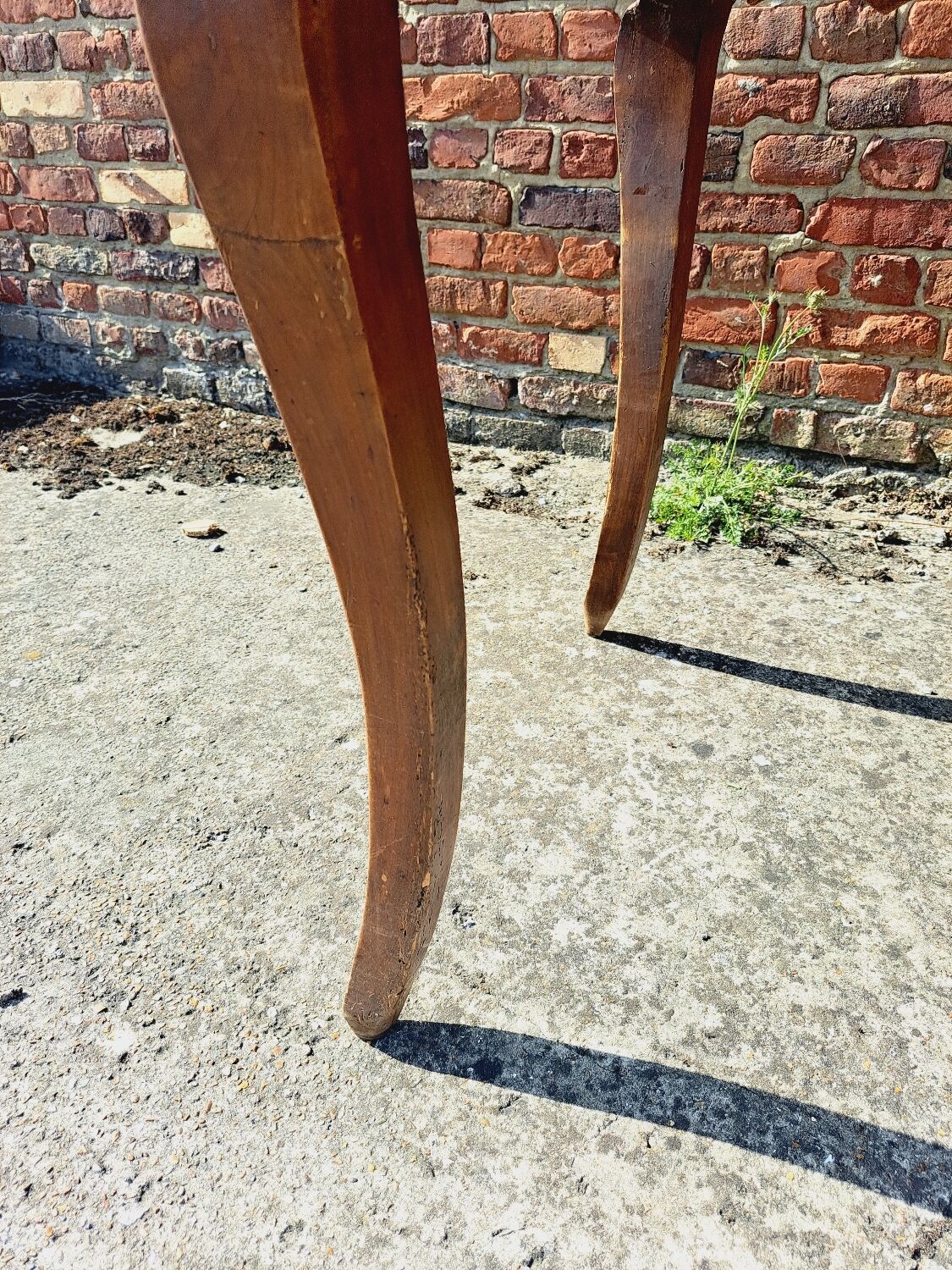 Farmhouse table with drawer and extension