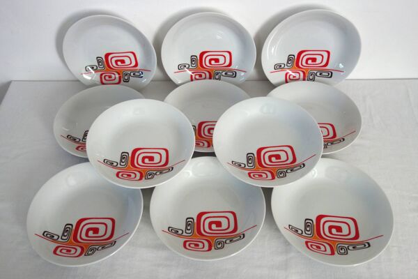 11 assiettes creuses Winterling Marktleuthen Bavaria 70's