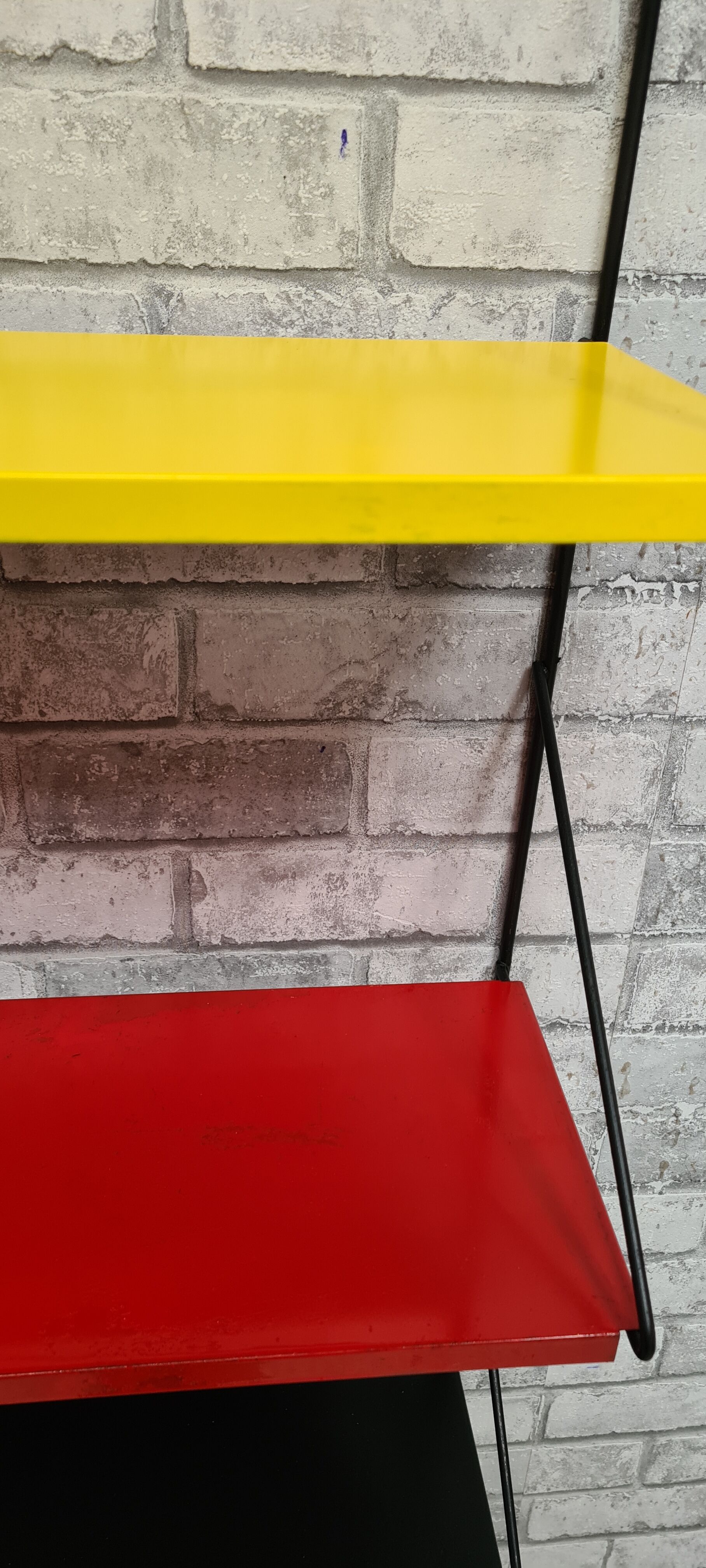Scandinavian wall shelf tomado style 1950. Trace of normal wear and tear product of epoque. 48x 75x16