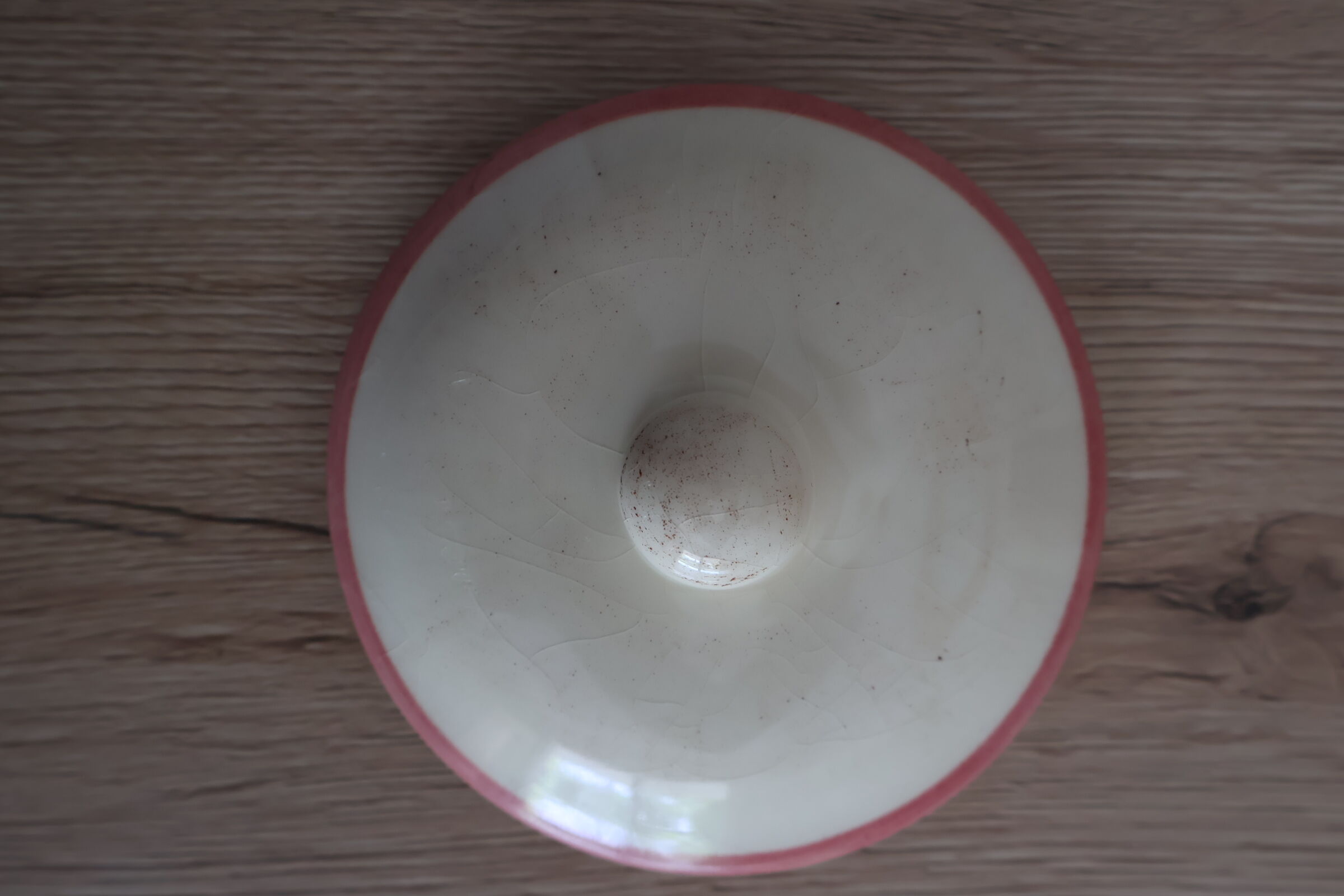 Spice jar with floral lid