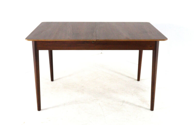 Rectangular Extendable Dining Table "Nichtevecht"