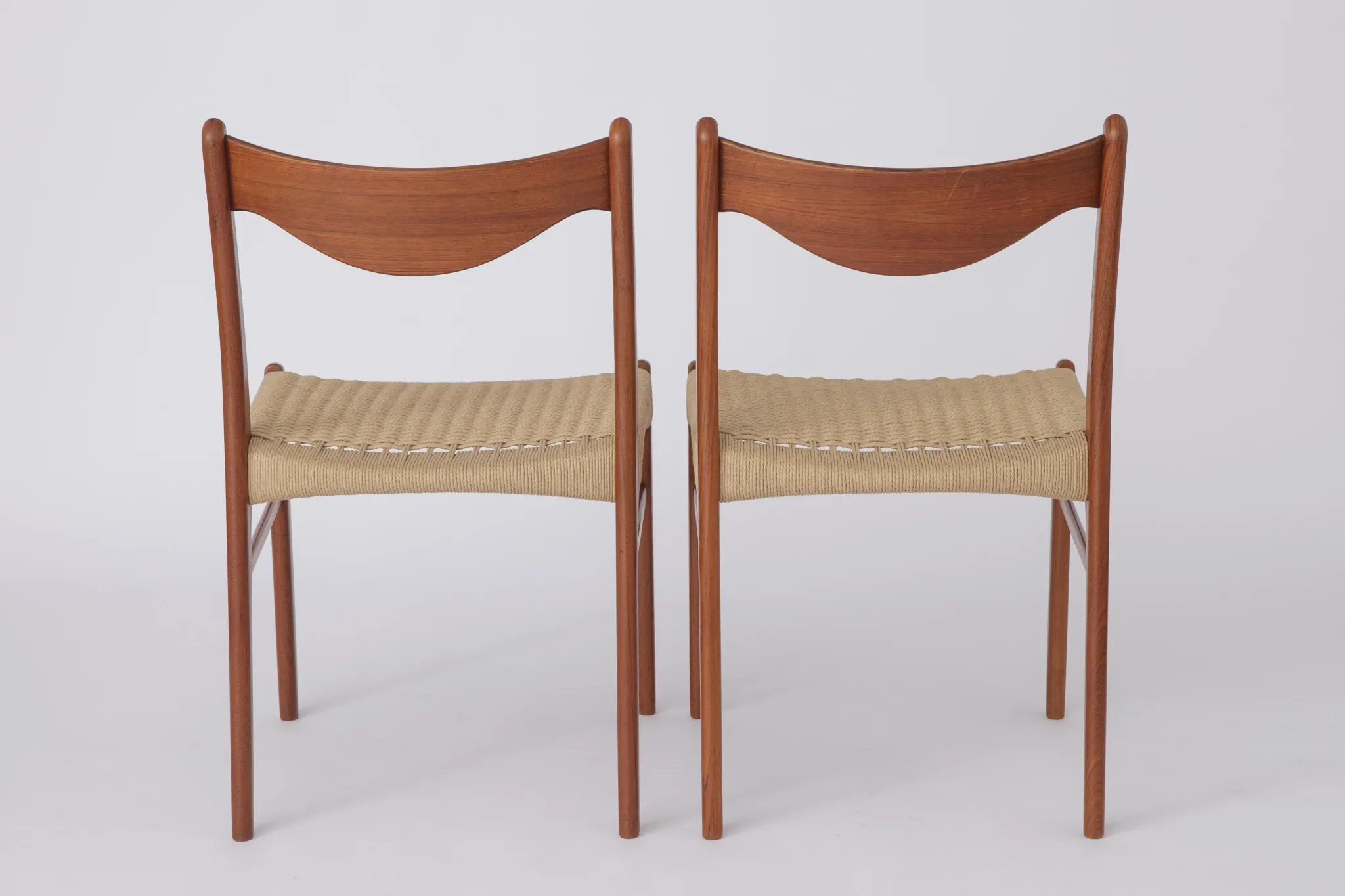 Set of 4 Arne Wahl Iversen Dining Chairs, Danish Mid Century Modern, 1960s