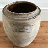Raw stoneware pot