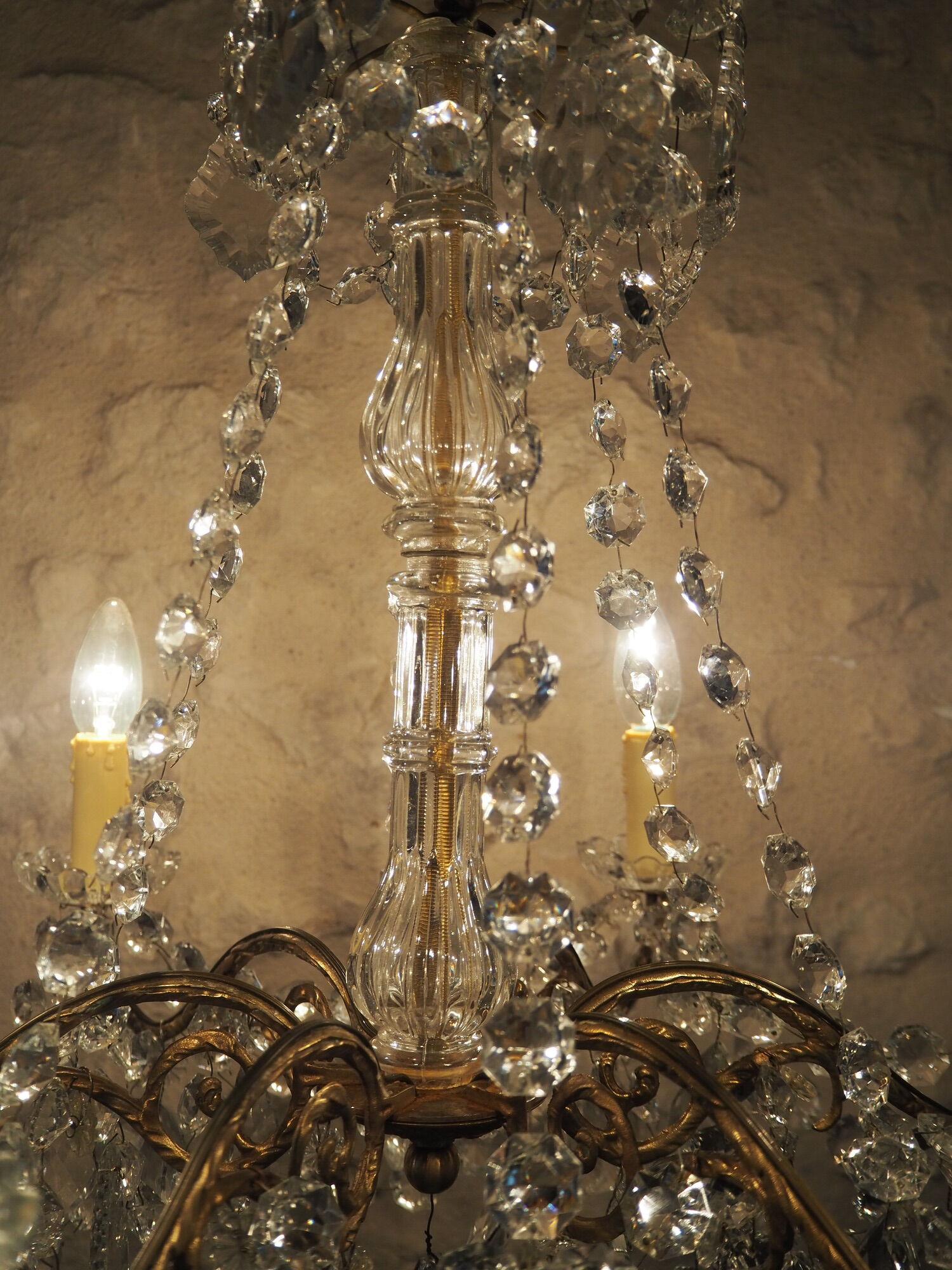 Ancient bronze and pampilles chandeliers with facets and crystal cups - old style - 6 fires