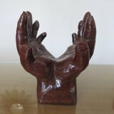 Wooden hand-shaped pocket tray