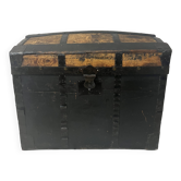 Old trunk