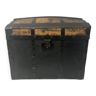 Old trunk