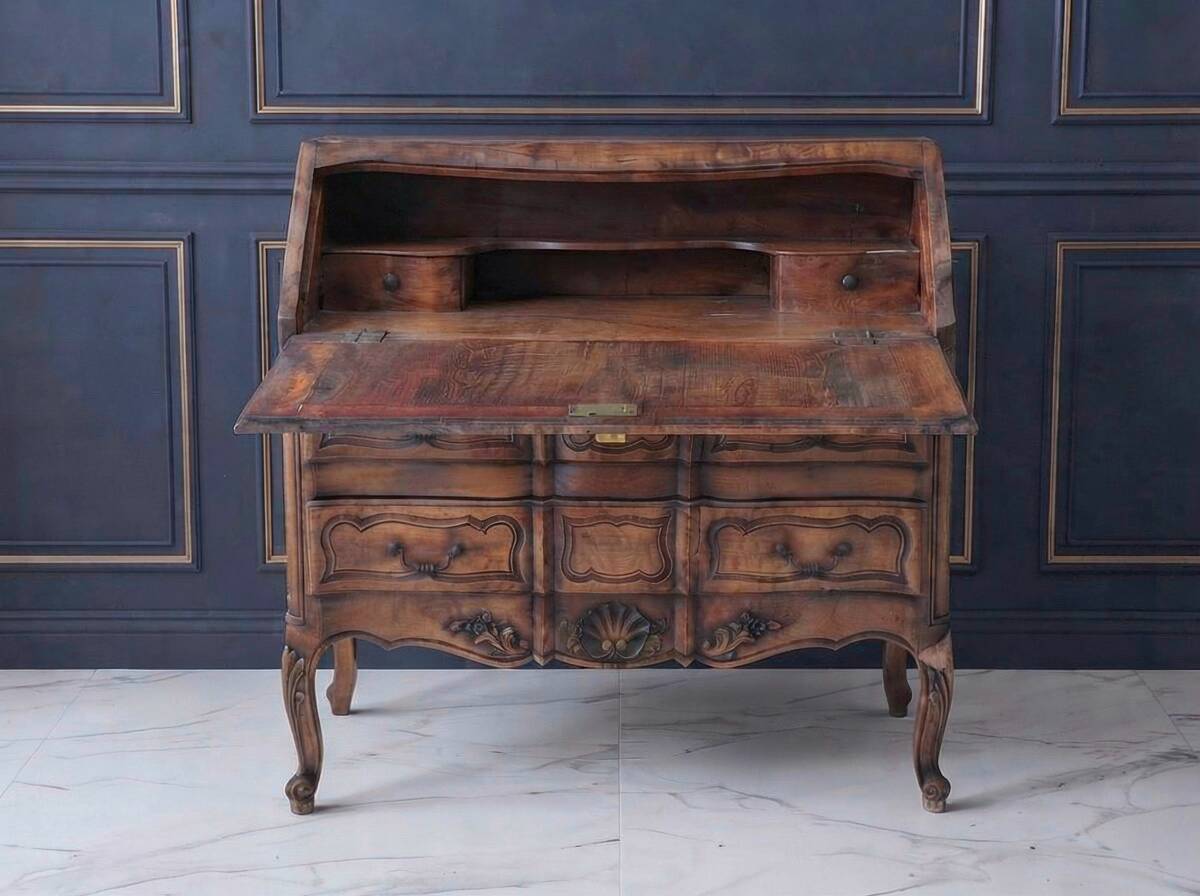 Secretary with a sloped top in solid walnut, Louis XV / Provençal style – 18th / XI