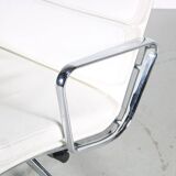 “EA222” Chair by Charles & Ray Eames for Vitra, Germany 1990