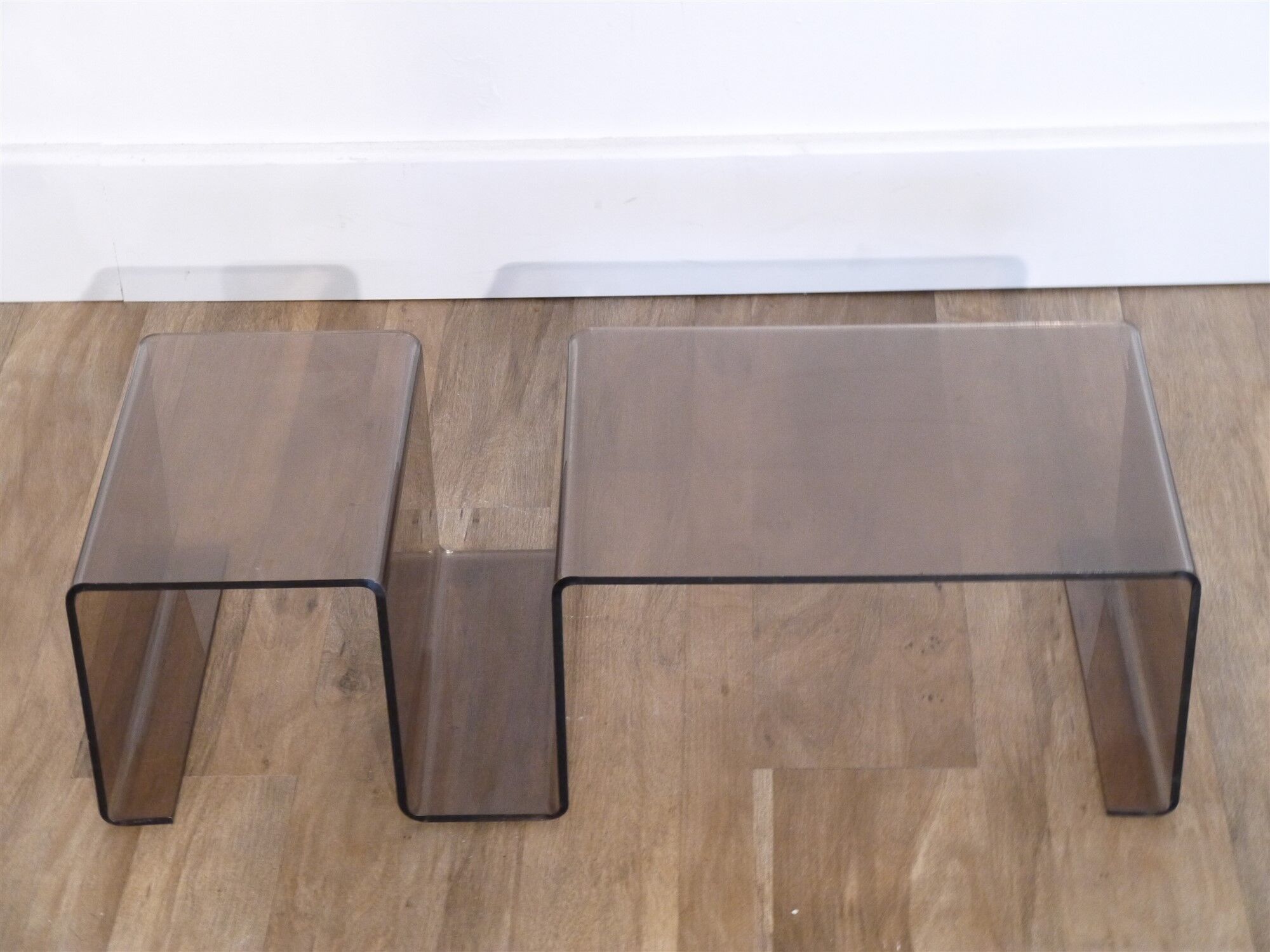 Table with vintage magazine door 1970