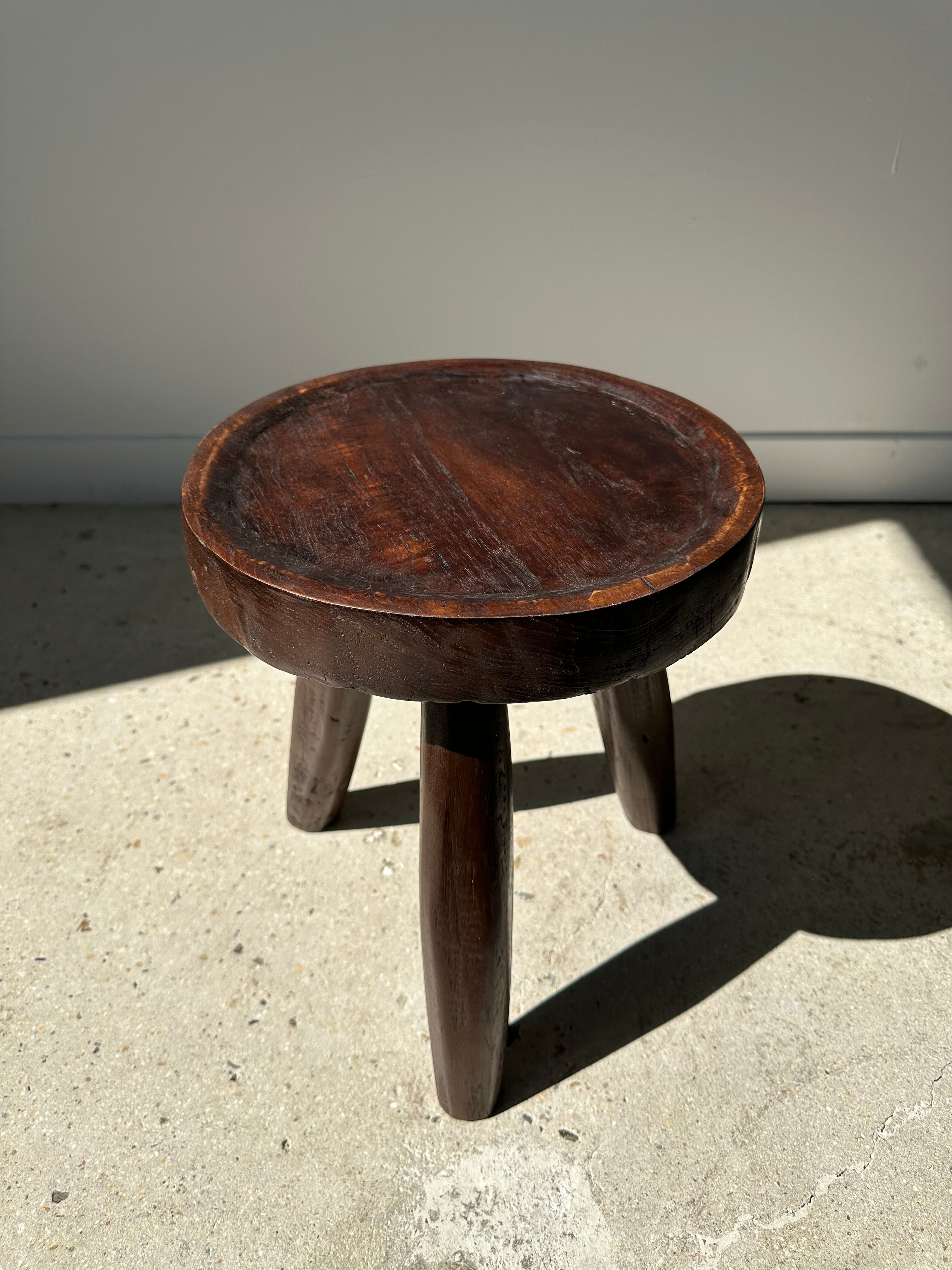 Brown solid wood stool hollow circular seat h:35cm d:30cm