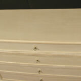 Ancienne commode style Louis XVI en bois patiné blanc shabby 5 tiroirs