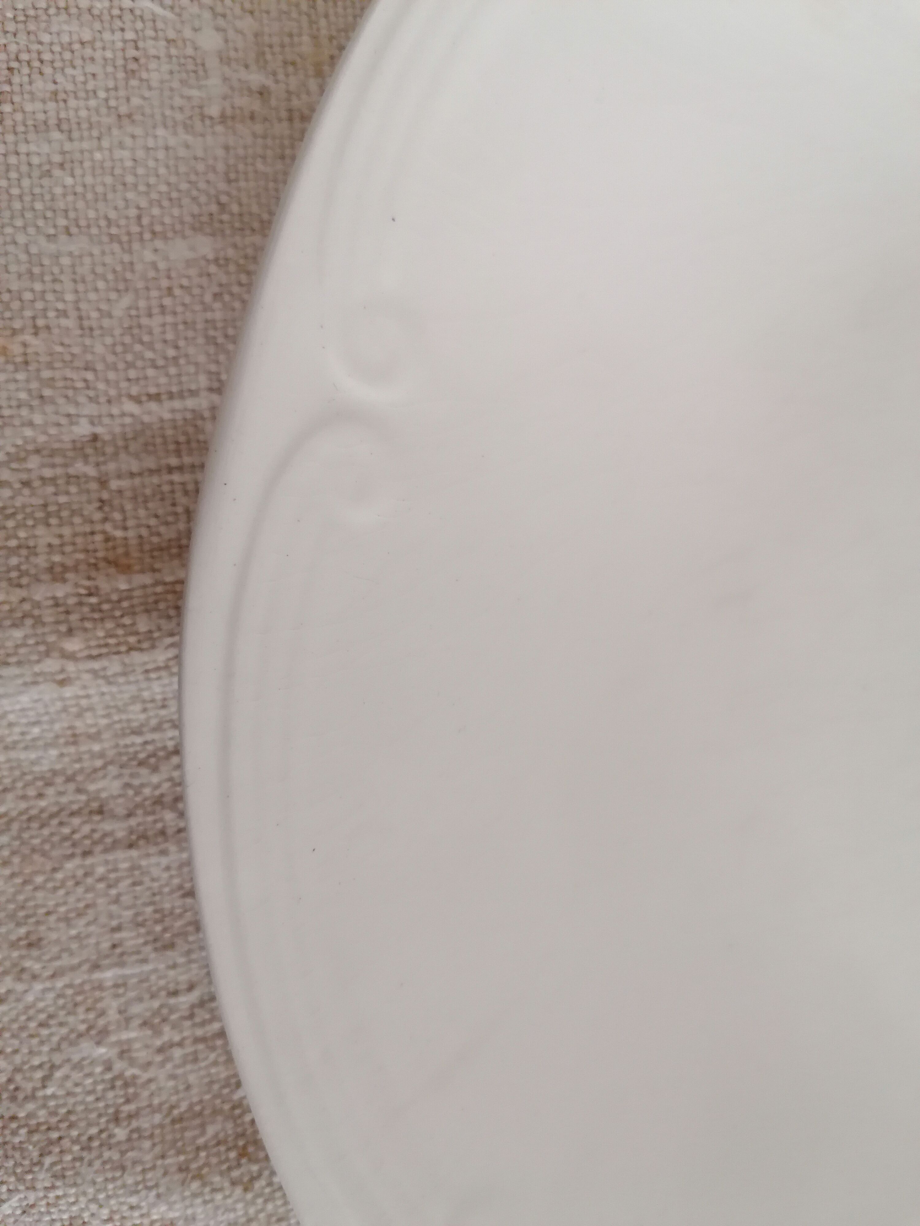 Lot of 6 flat plates in earthenware