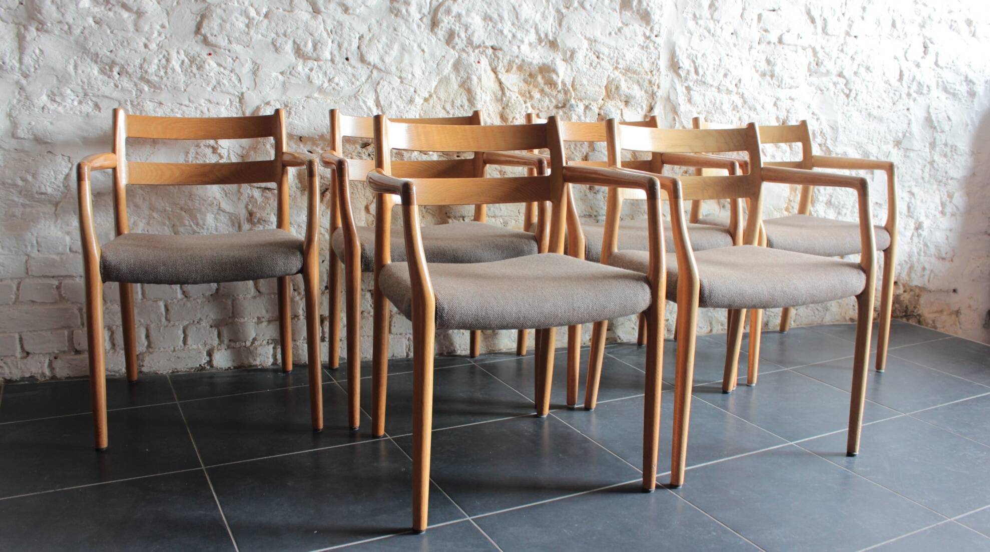 Moller dining room table and chair - 1960