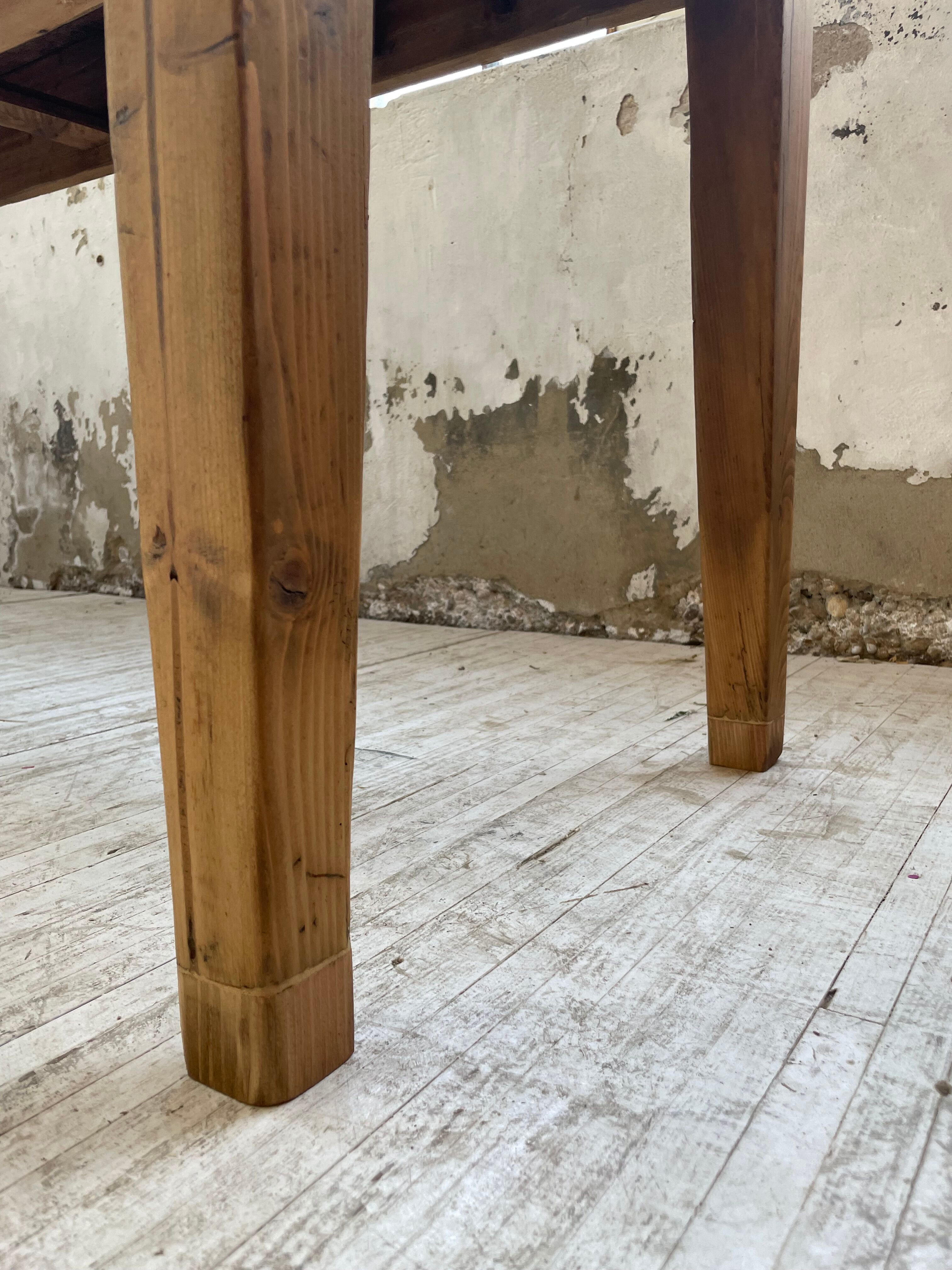 Farmhouse table pine multi-drawers