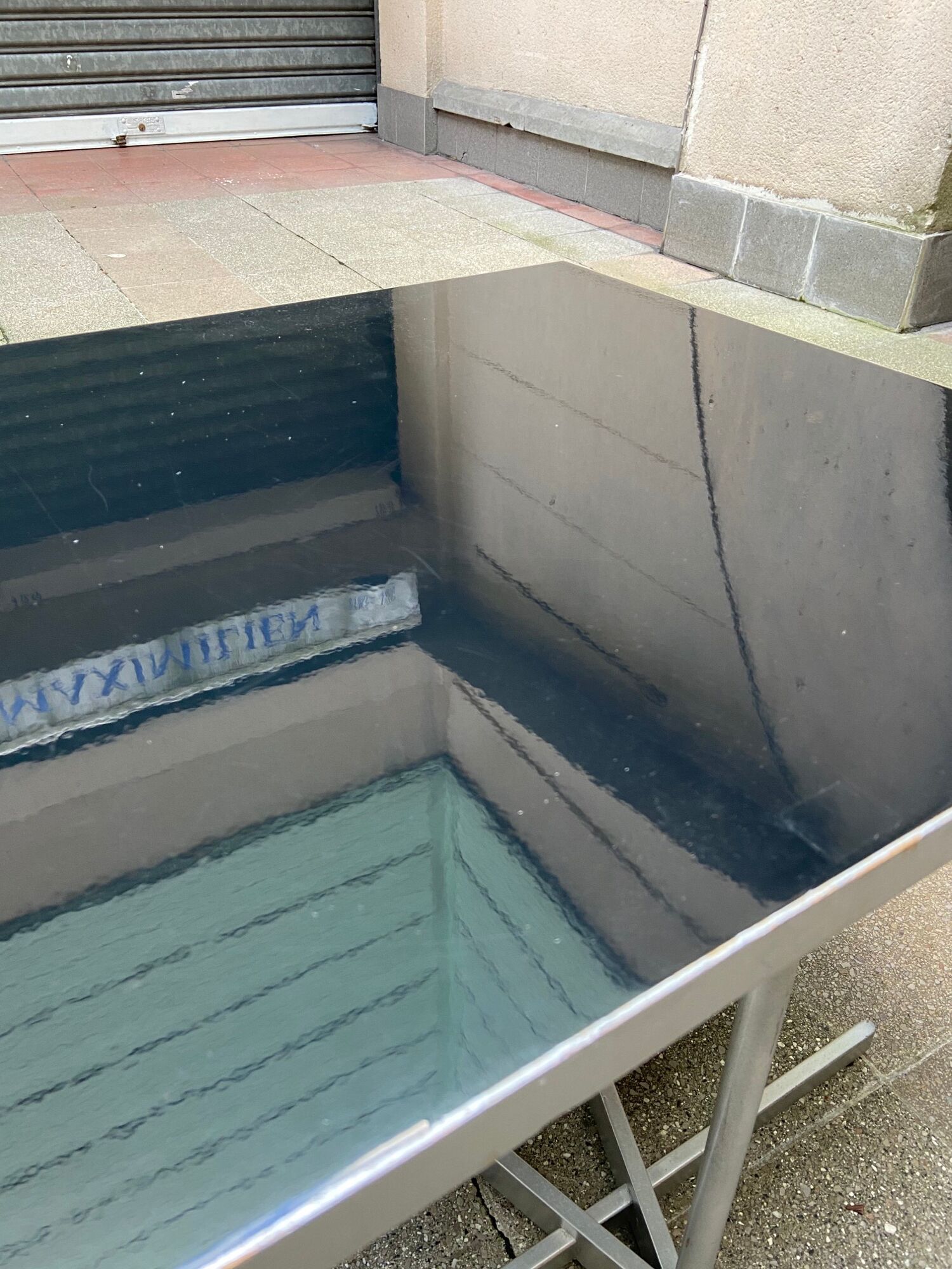 Coffee table - aluminium and black lasca - 1960