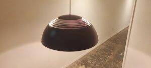 Suspension AJ Royal 500 en brun-gris, A. Jacobsen L. Poulsen